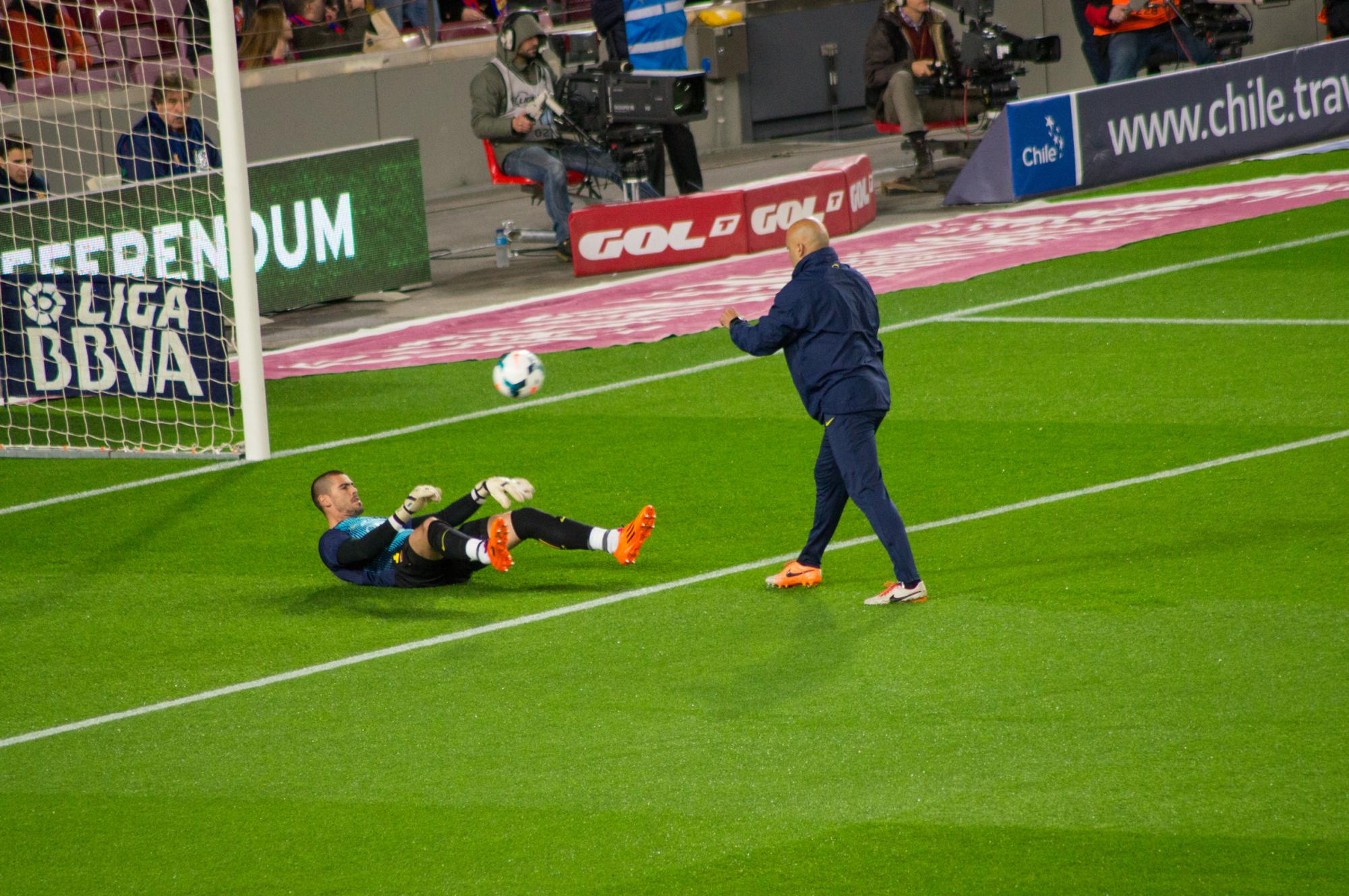 Goalkeeper Victor Valdes warming up before his last match for Barça at the Camp Nou stadium in Barcelona