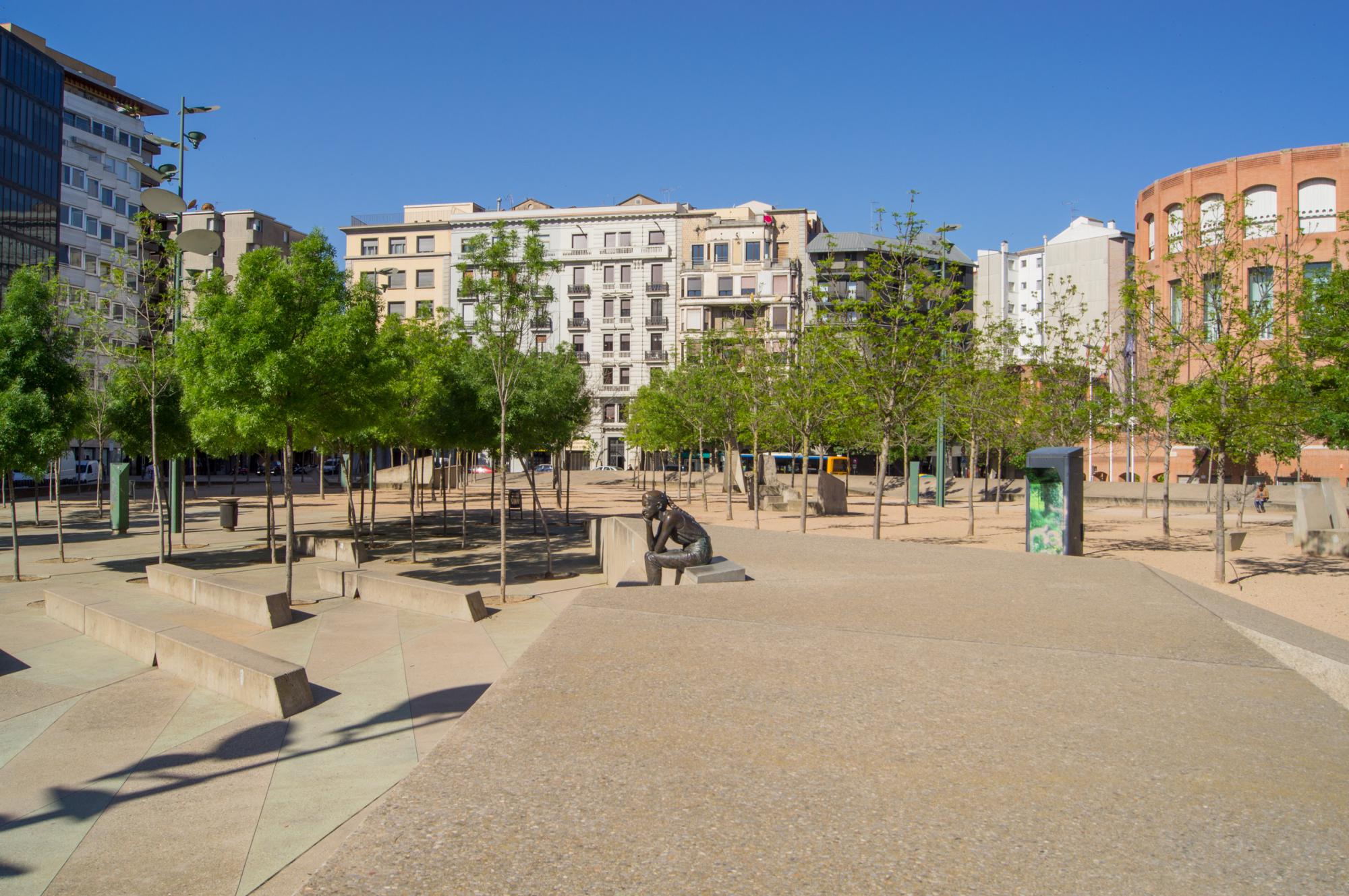 Monument to the girl on Plaça de la Constitució, Girona