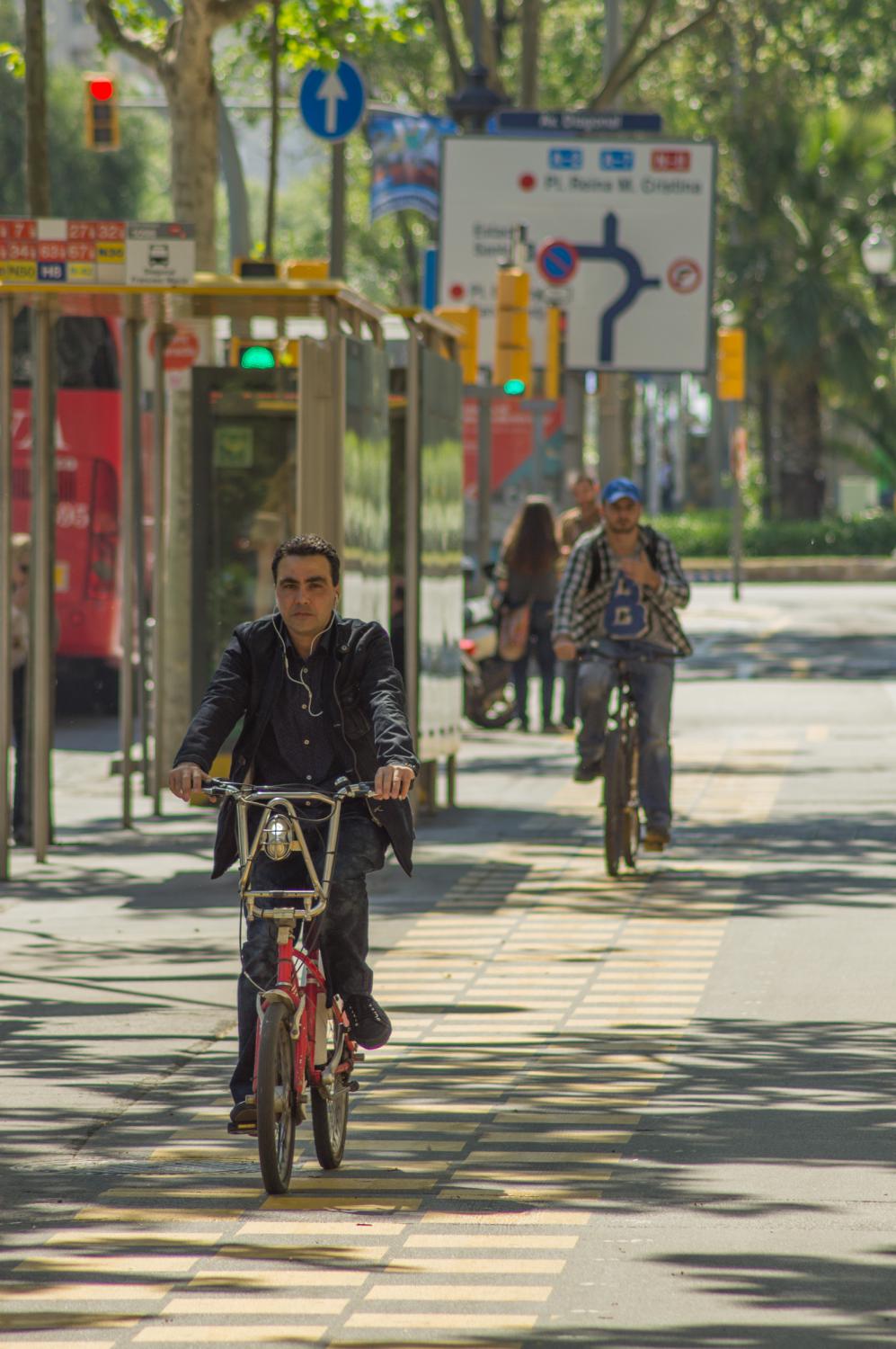 Cyclists on the Avinguda Diagonal, Barcelona